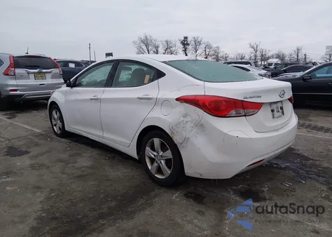 2012 Hyundai Elantra Gls z USA, uszkodzony, nr VIN 5NPDH4AE4CH098467